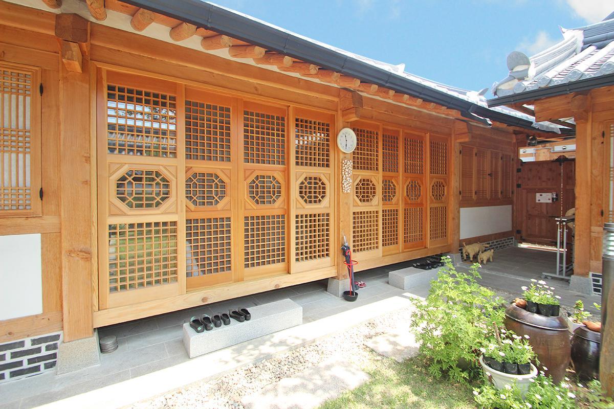 Sarangnamoo Hanok Guesthouse Jeonju Extérieur photo