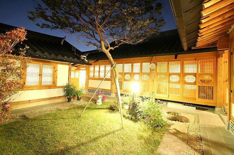 Sarangnamoo Hanok Guesthouse Jeonju Extérieur photo