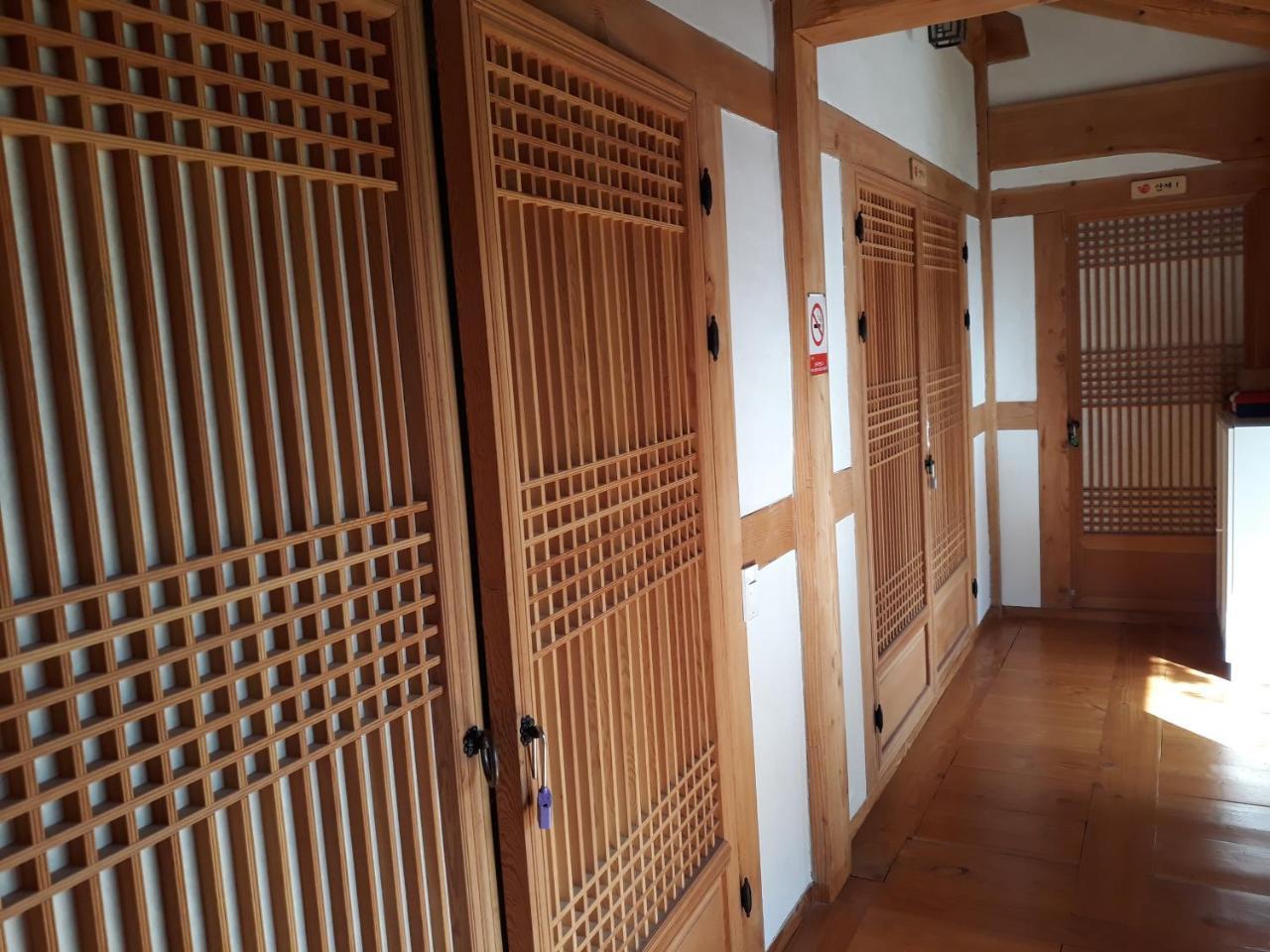 Sarangnamoo Hanok Guesthouse Jeonju Chambre photo