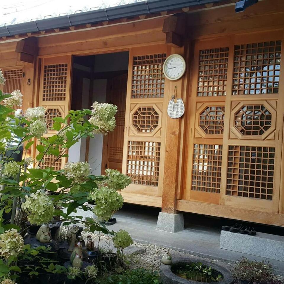 Sarangnamoo Hanok Guesthouse Jeonju Extérieur photo